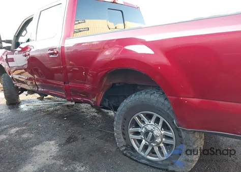 2017 Ford F-250 Lariat из США, поврежденный, VIN 1FT7W2BT8HEC79664